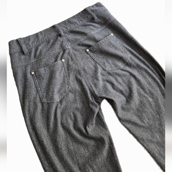 Woman's Stretch Jegging Pants With Back Pockets. Super Comfy. - Picture 3 of 3